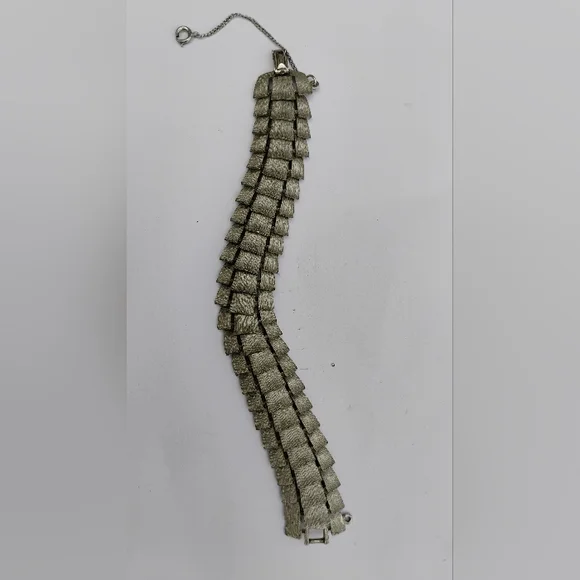 Art Deco Puccini Metal Crocodile Style Bracelet Wide Signed Silver Toned - Picture 13 of 15